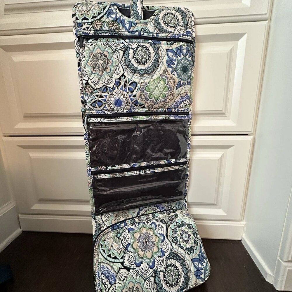VERA BRADLEY Hanging Organizer Sketched Medallion Travel Makeup Toiletry Bag New